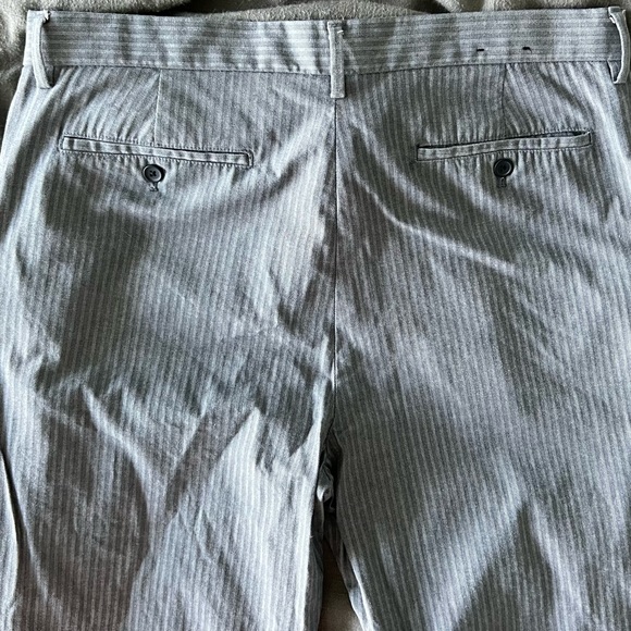 Banana Republic Slim Fit Chino Pant - Picture 3 of 3
